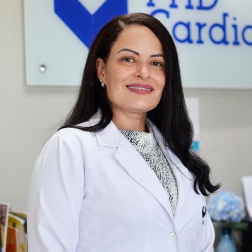 Dra Roberta Santiago PHD Cardio endocrinologista Lauro de Freitas